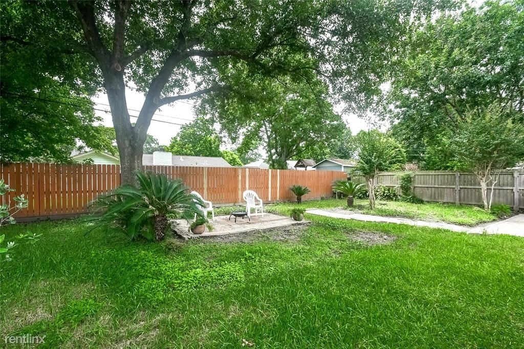 2127 Woodvine Drive - Photo 41