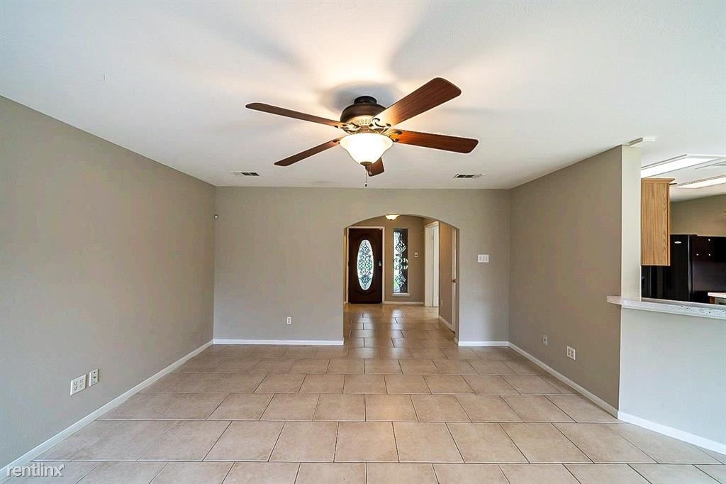 3603 Oak Hollow Drive - Photo 16