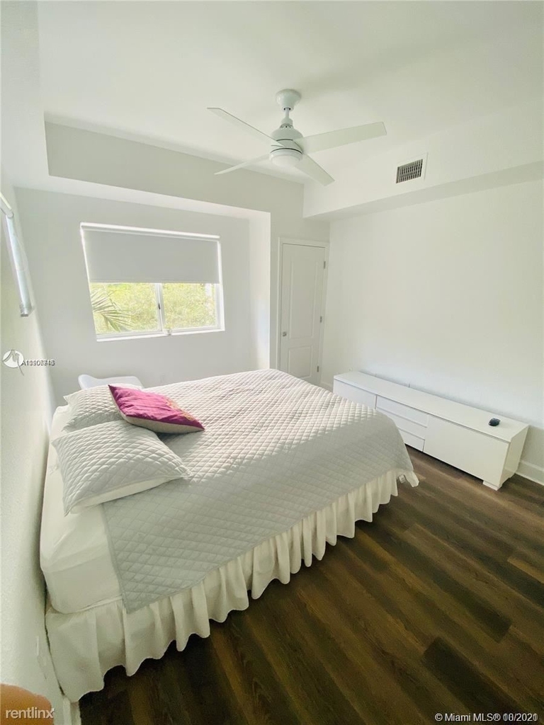 6001 Sw 70th St Apt 336 - Photo 4