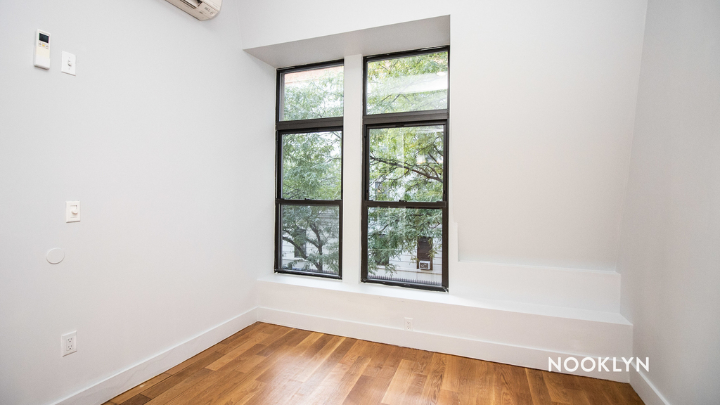 1002 Bushwick Avenue - Photo 3