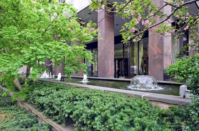 East 75th Street - Photo 12