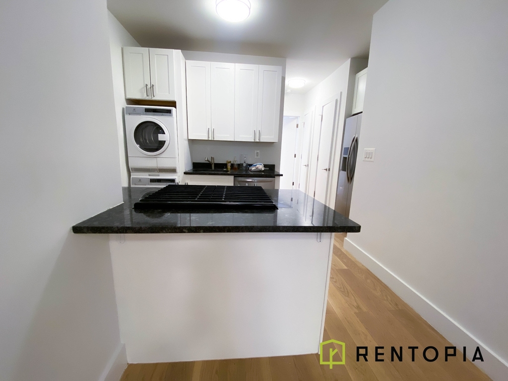 788 Madison Street #4L - Photo 0