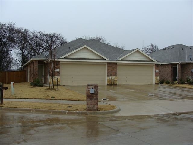 1520 Piedmont Drive - Photo 0