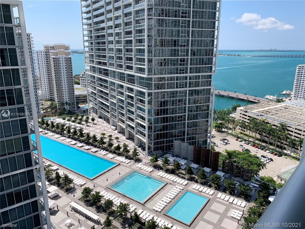 485 Brickell Ave Apt 2602 - Photo 12