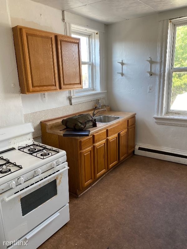 8701 Jamaica Ave - Photo 2