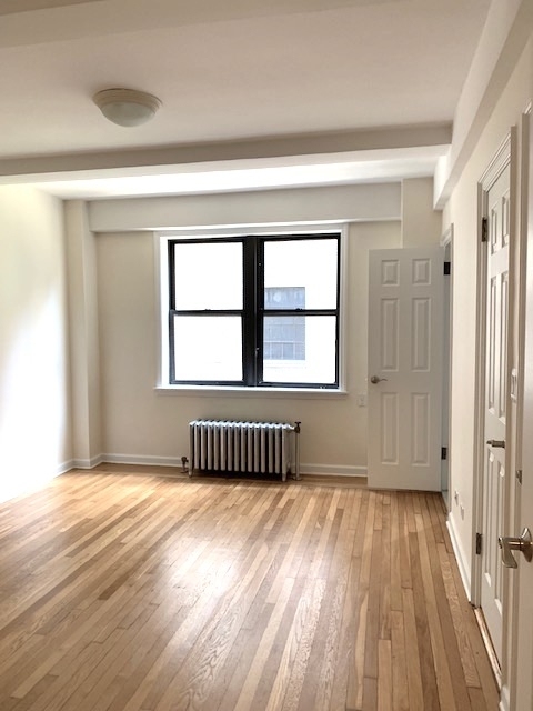 850 Amsterdam Avenue - Photo 0