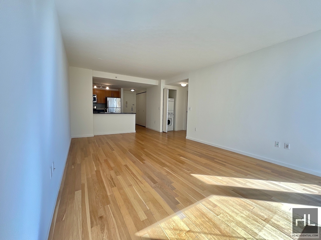 48th Avenue - Photo 5