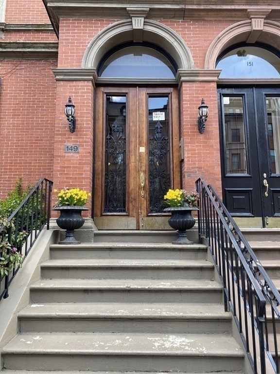 149 Beacon Street - Photo 15