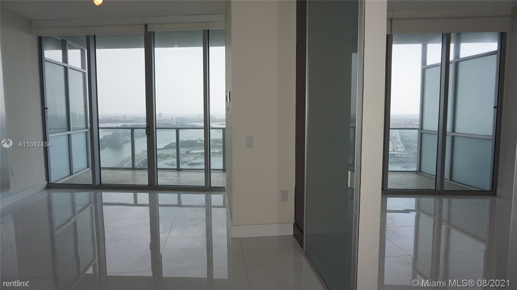 1100 Biscayne Blvd Unit 4703 - Photo 3