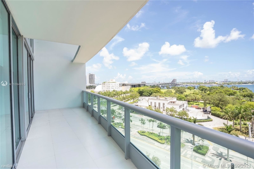 900 Biscayne Blvd Apt 903 - Photo 1