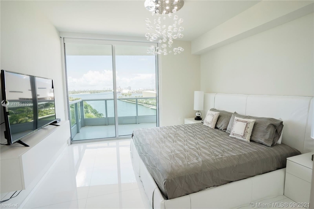 900 Biscayne Blvd Apt 903 - Photo 6