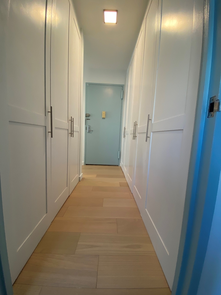 347 West 57th Street - Photo 6