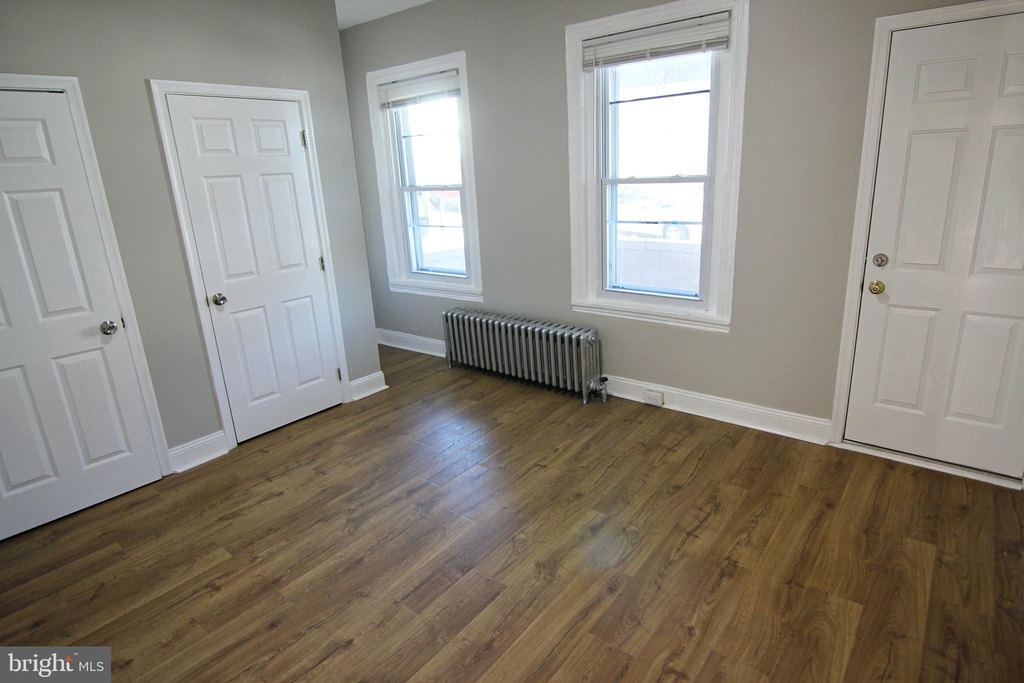 305 E 6th Avenue - Photo 6