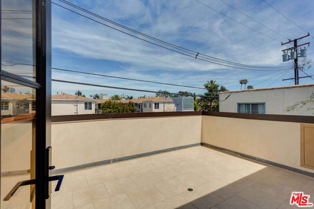 1211 9th Street - Photo 8