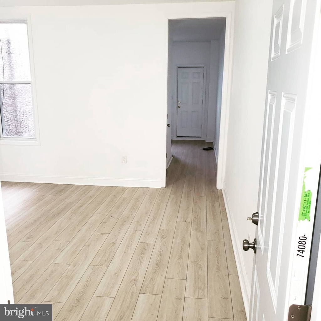 3420 Chestnut Avenue - Photo 3