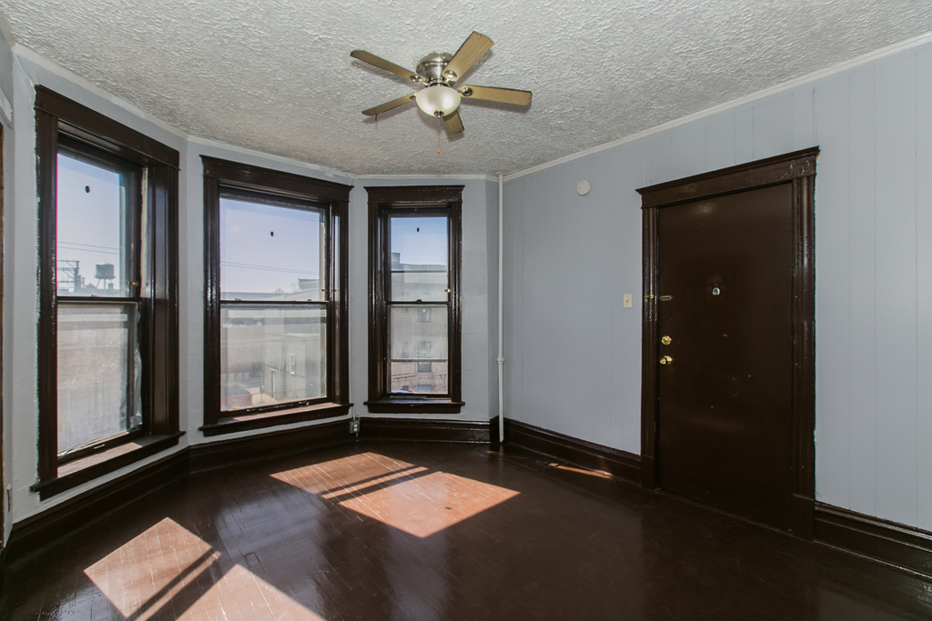 2330 West 42nd Street - Photo 1