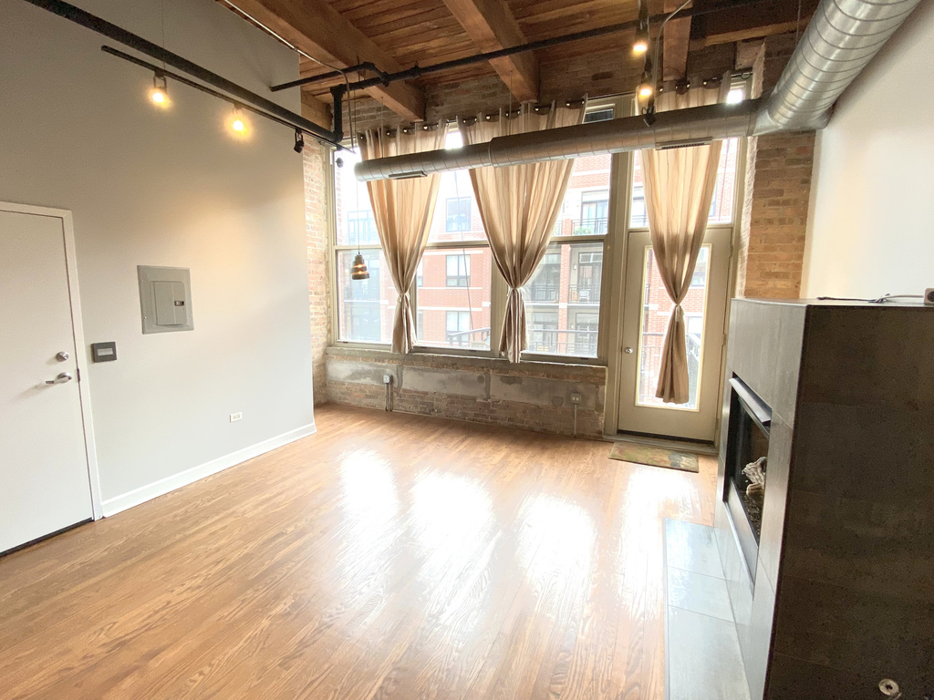 1500 West Monroe Street - Photo 2