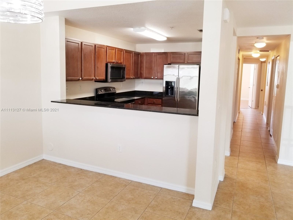 10800 Nw 88 Terr - Photo 6