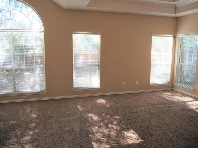 2105 Friar Court - Photo 10