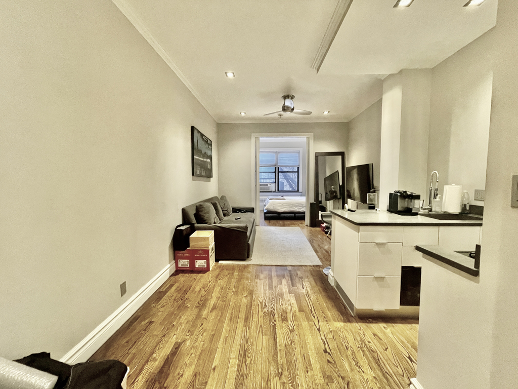 290 West 12th Street - Photo 0