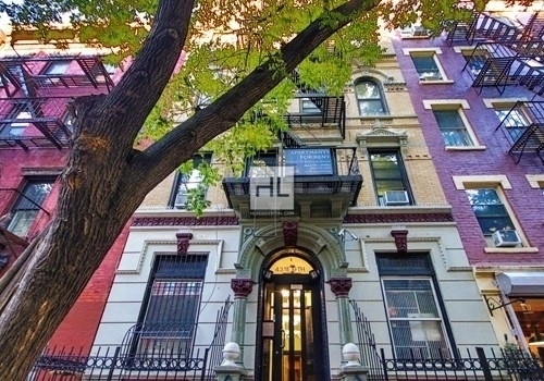 East 9th Street - Photo 4