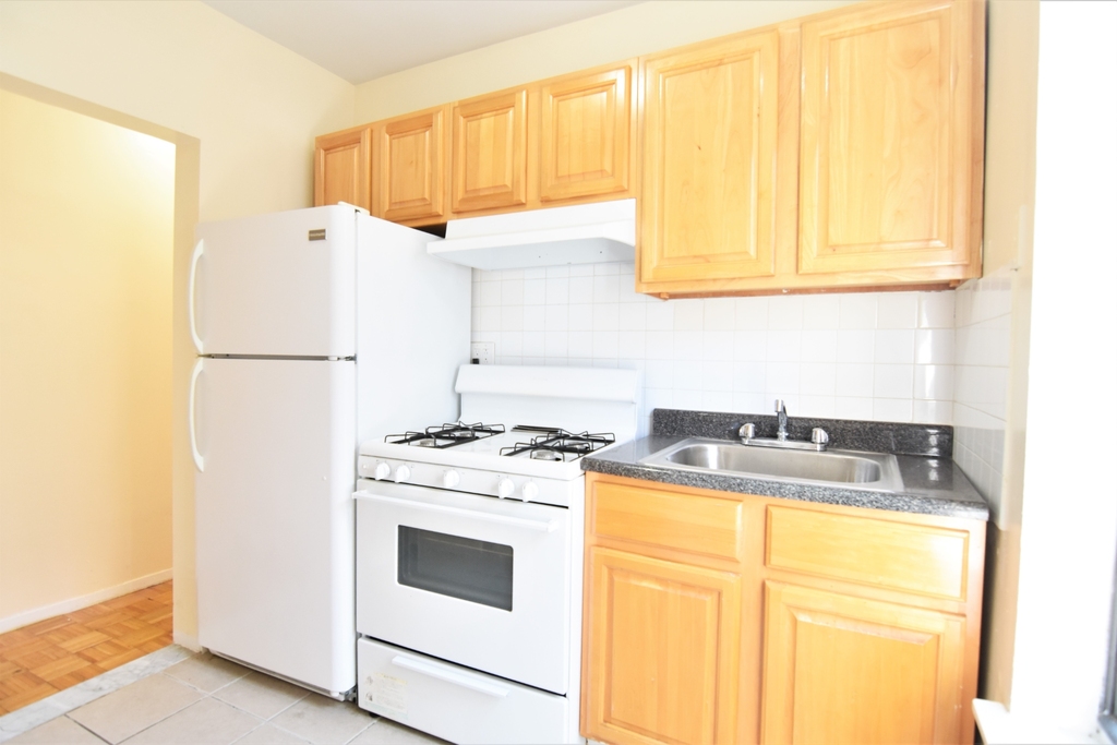 2492 Adam Clayton Powell Jr Boulevard - Photo 6