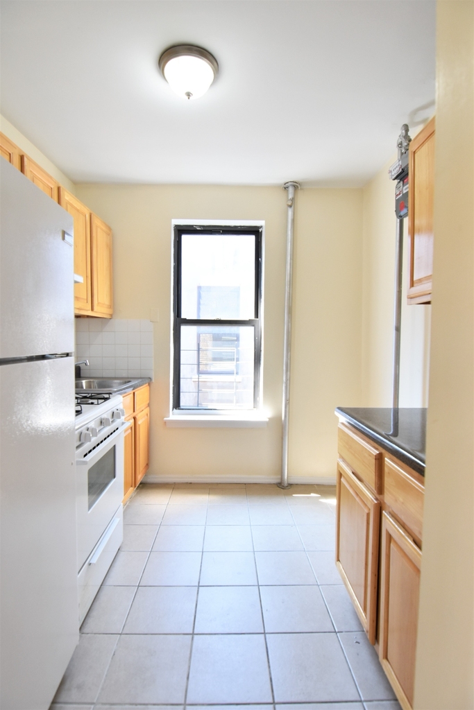 2492 Adam Clayton Powell Jr Boulevard - Photo 5