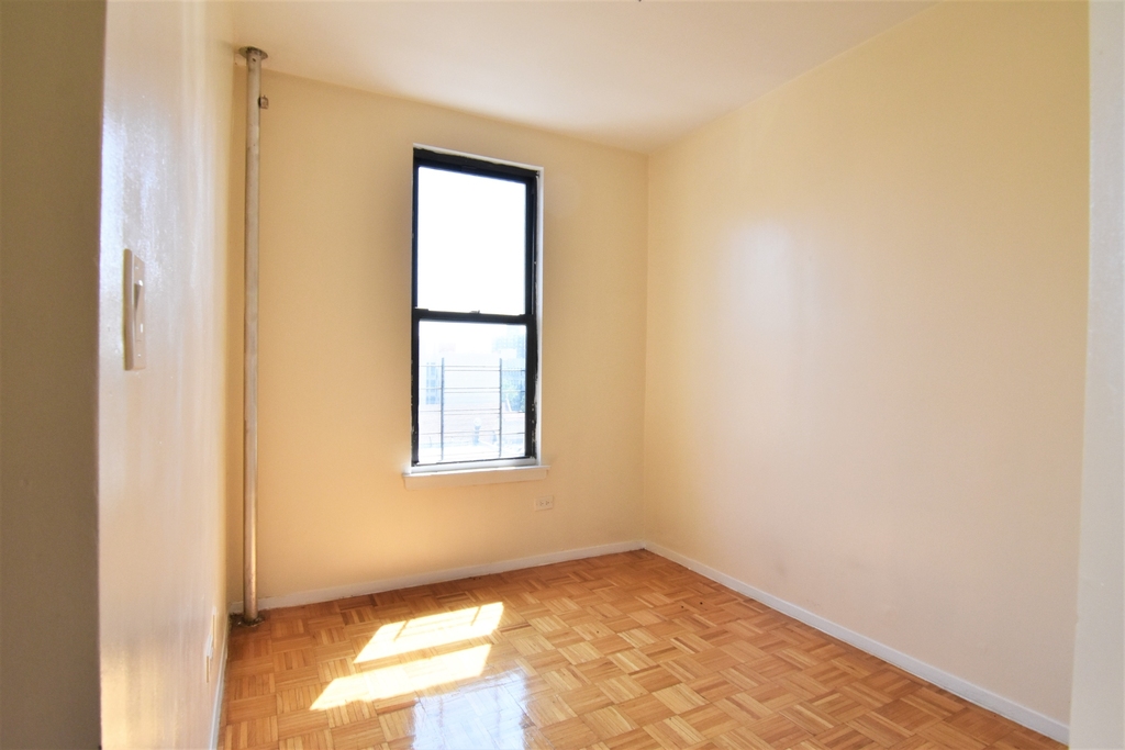 2492 Adam Clayton Powell Jr Boulevard - Photo 3