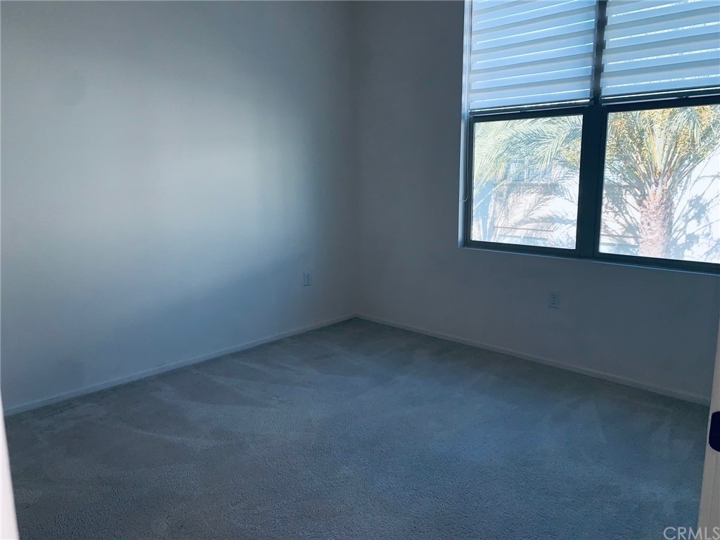 421 S Anaheim Boulevard - Photo 14