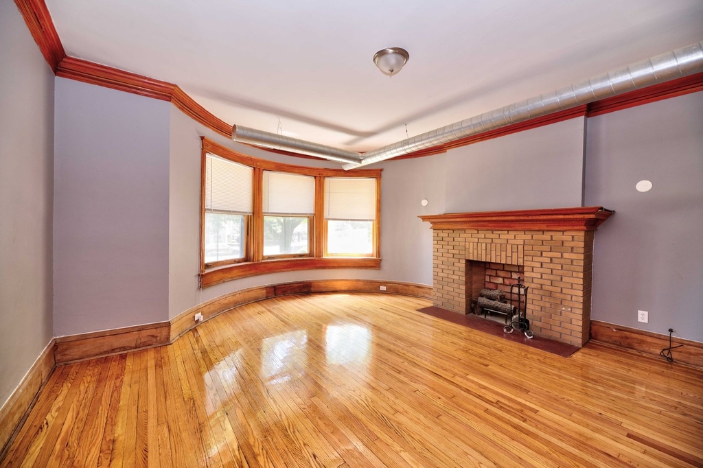 5126 South Michigan Avenue - Photo 3