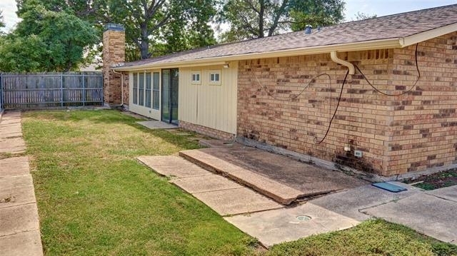 1211 Crestwood Court - Photo 27