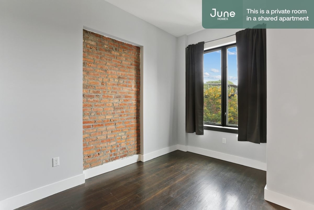 444 Franklin Avenue - Photo 1