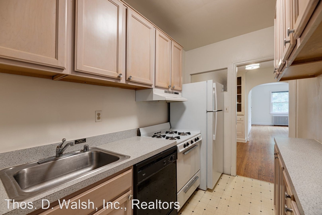 2614 41st Street Nw - Photo 19