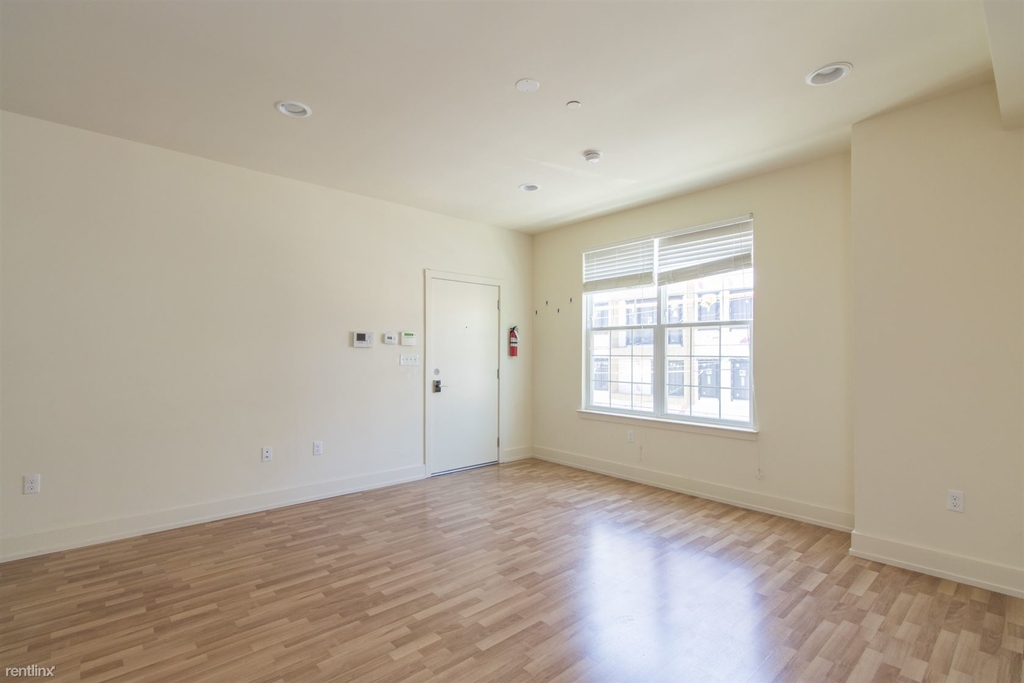 1507 Master St Unit 3 - Photo 8