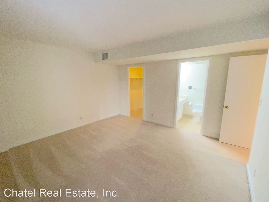 1099 22nd Street Nw #309 - Photo 14