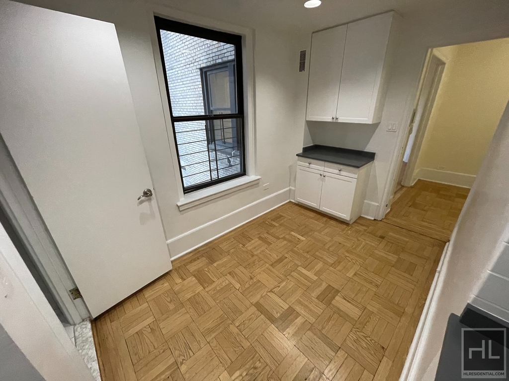 West 79th Street - Photo 5