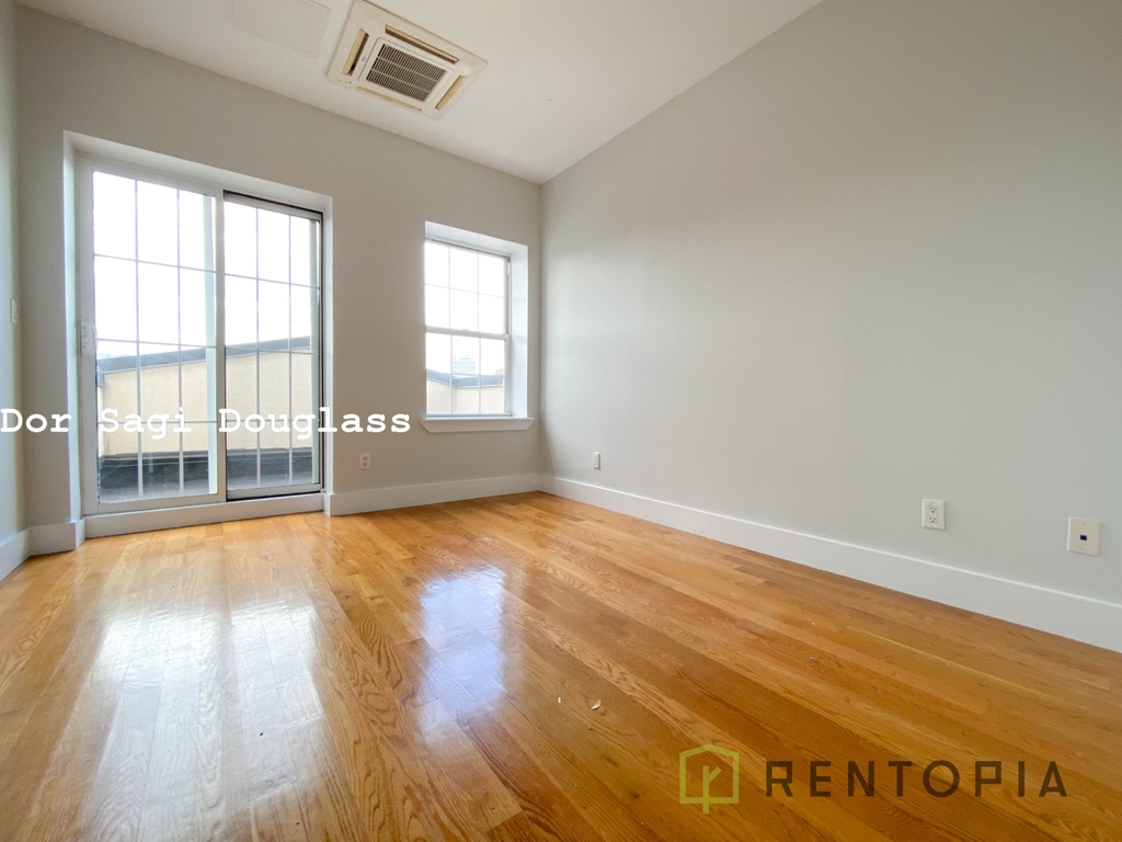 246 Union Avenue - Photo 6