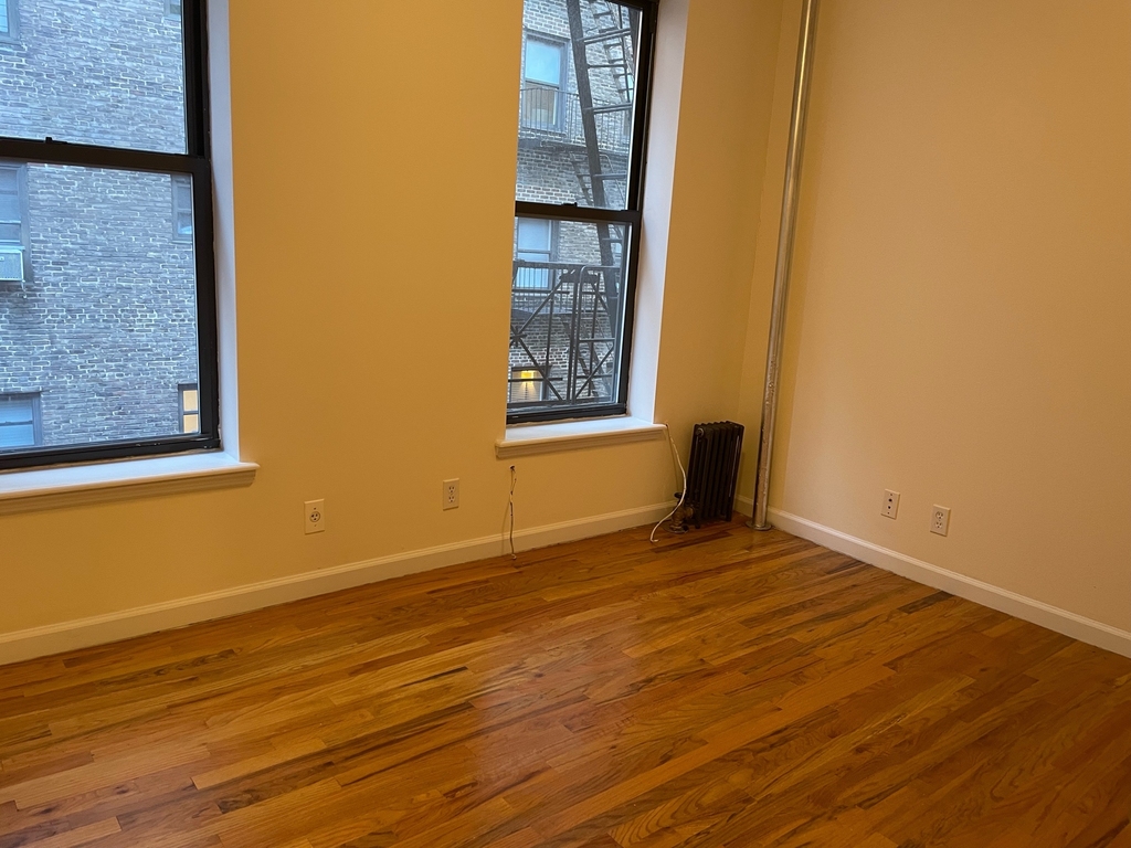 232 East 80th Street - Photo 1