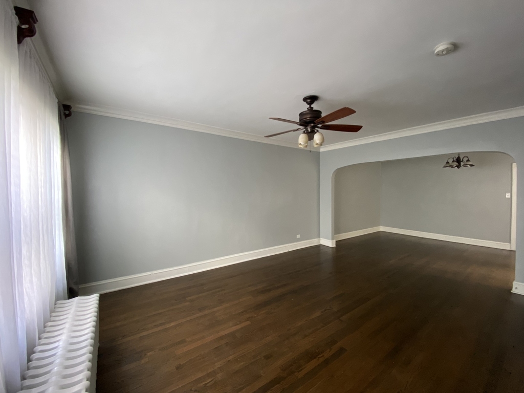 5737 West Irving Park Road - Photo 4