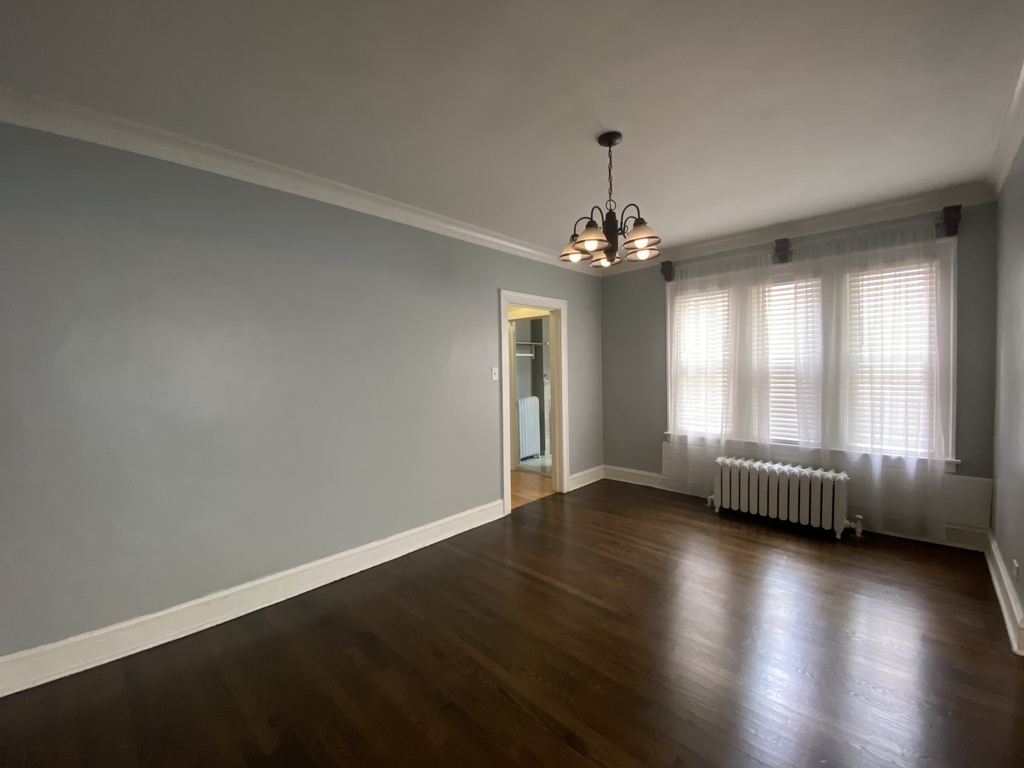 5737 West Irving Park Road - Photo 7