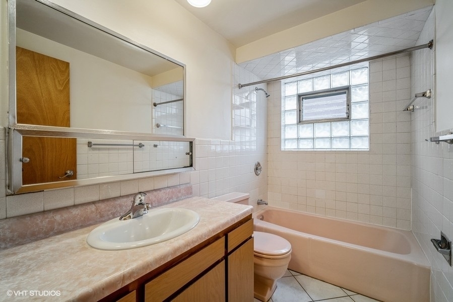 6744 West Diversey Avenue - Photo 7