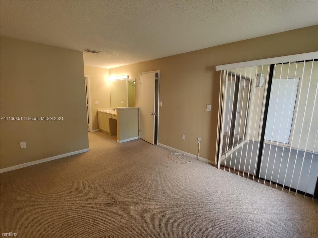 2192 Sw 80th Ter - Photo 3