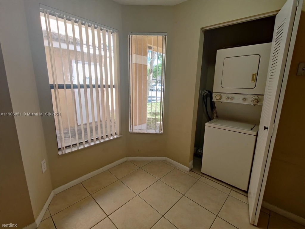 2192 Sw 80th Ter - Photo 1