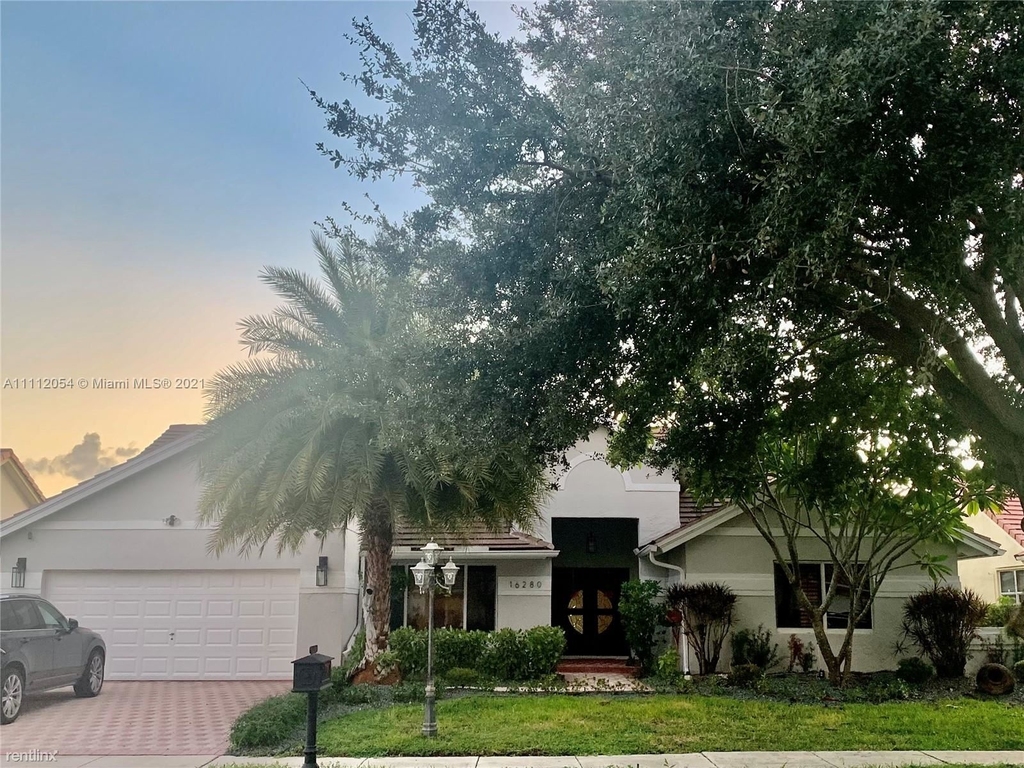 16280 Nw 9th Dr - Photo 10