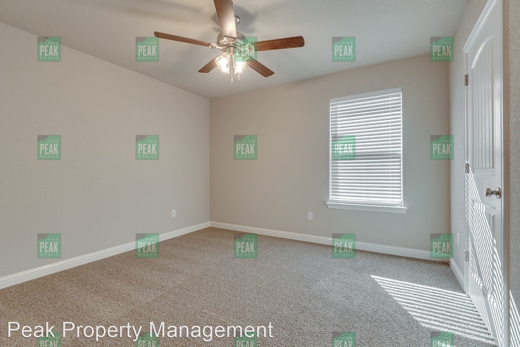 710 Rolling Terrace Circle - Photo 12