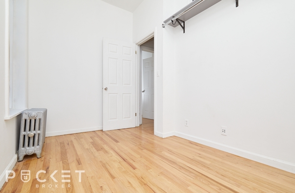 346 East 13th Street - Photo 4