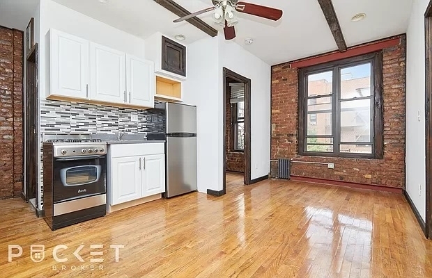 441 East 12th Street - Photo 1