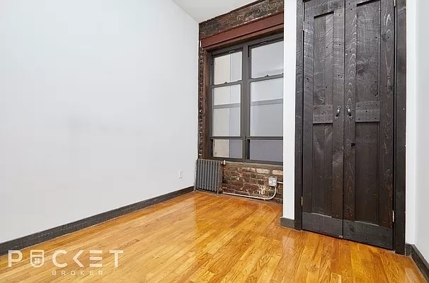 520 East 14th Street - Photo 8