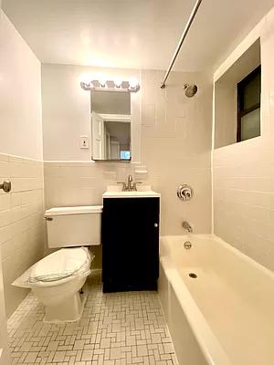 517 East 82nd Street - Photo 6