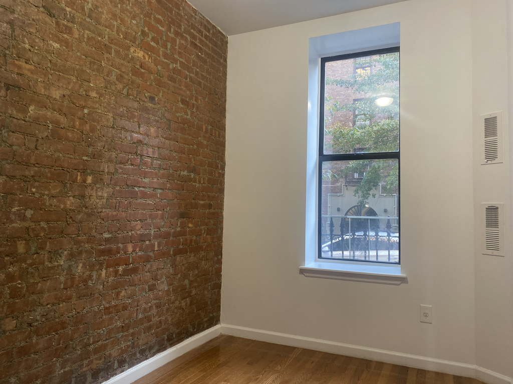 277 West 150th Street - Photo 1